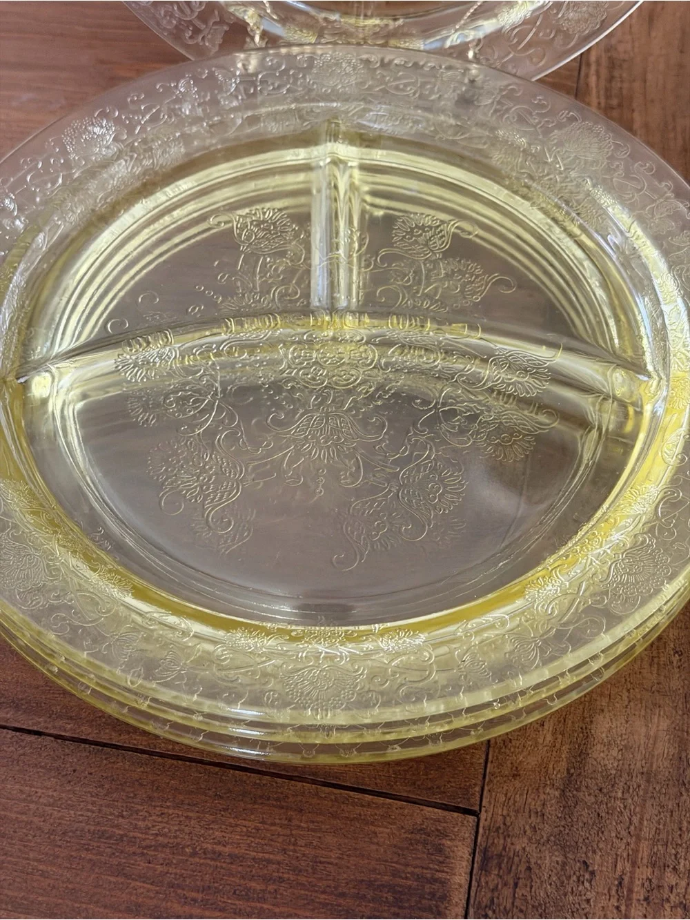 4 Topaz Yellow Depression Glass Divided Grill Plates 10.5” Floral Etched Lunch